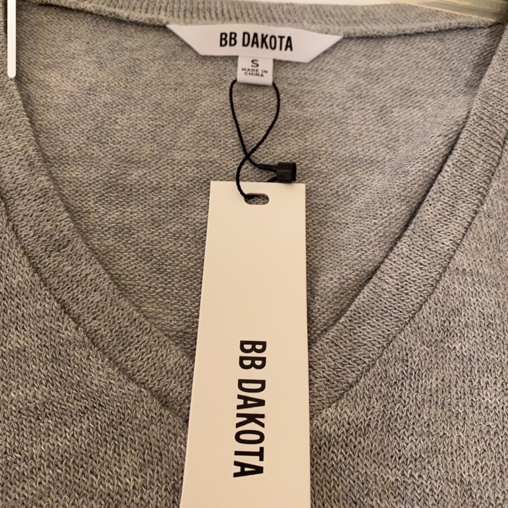 NWT BB DAKOTA NWT Grey Crop-Ruffled hem light weight thermal Knit Top S - Picture 9 of 9